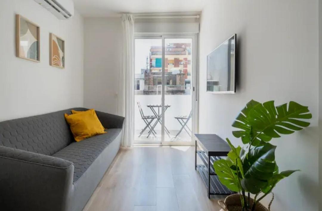 Apartment Close To The Beach Sant Adrià de Besòs Eksteriør billede