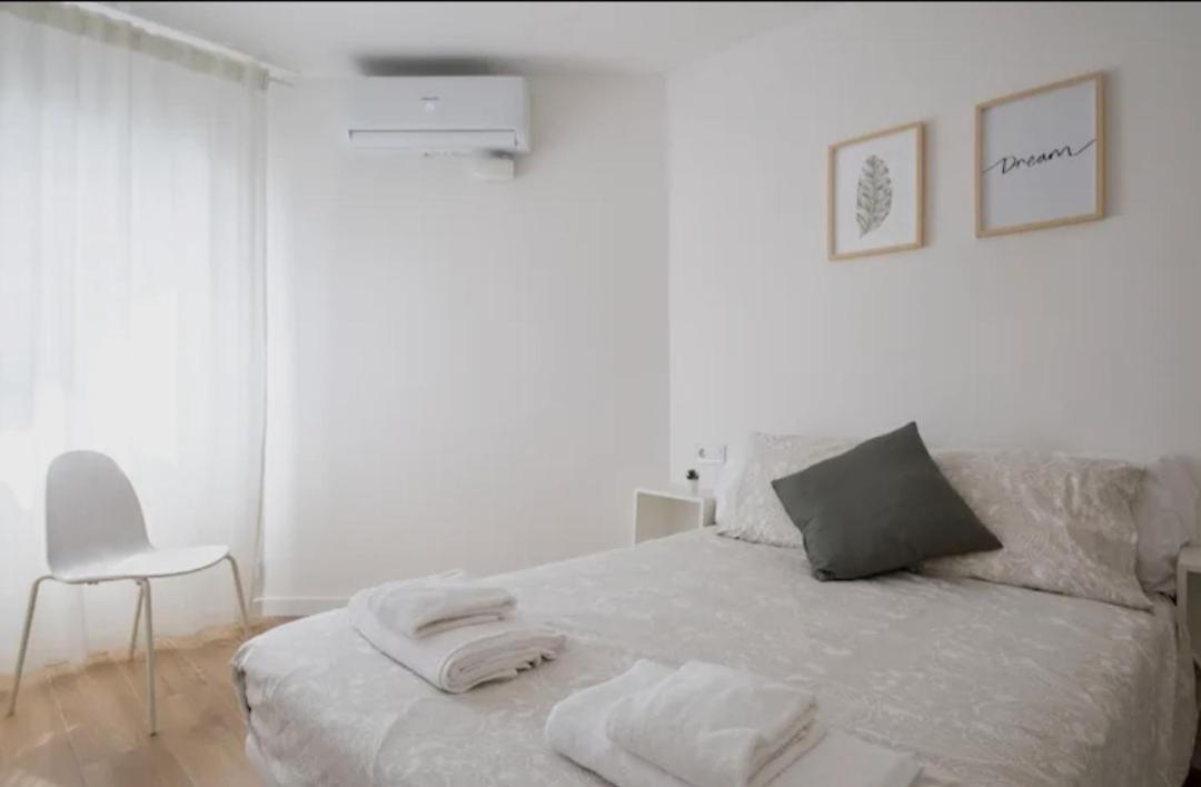 Apartment Close To The Beach Sant Adrià de Besòs Eksteriør billede